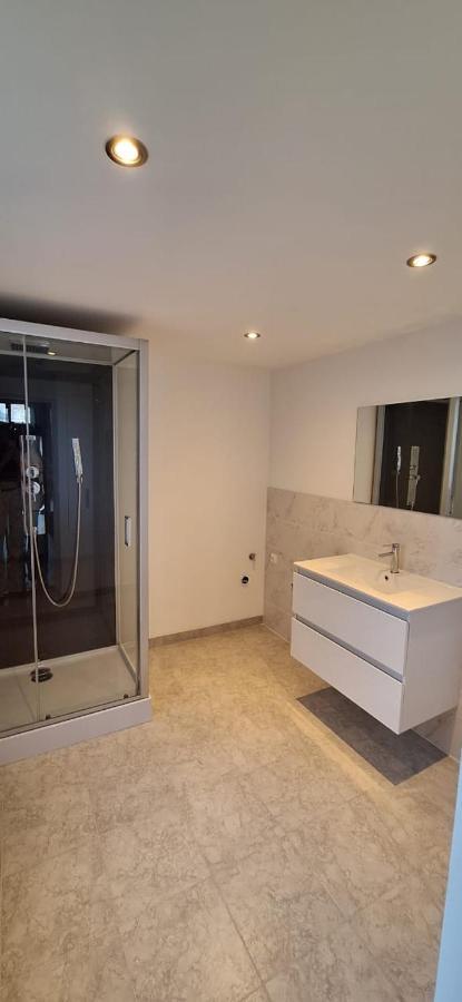 The 16Th Century 2Br Apartment In The City Center Antwerp Exterior photo